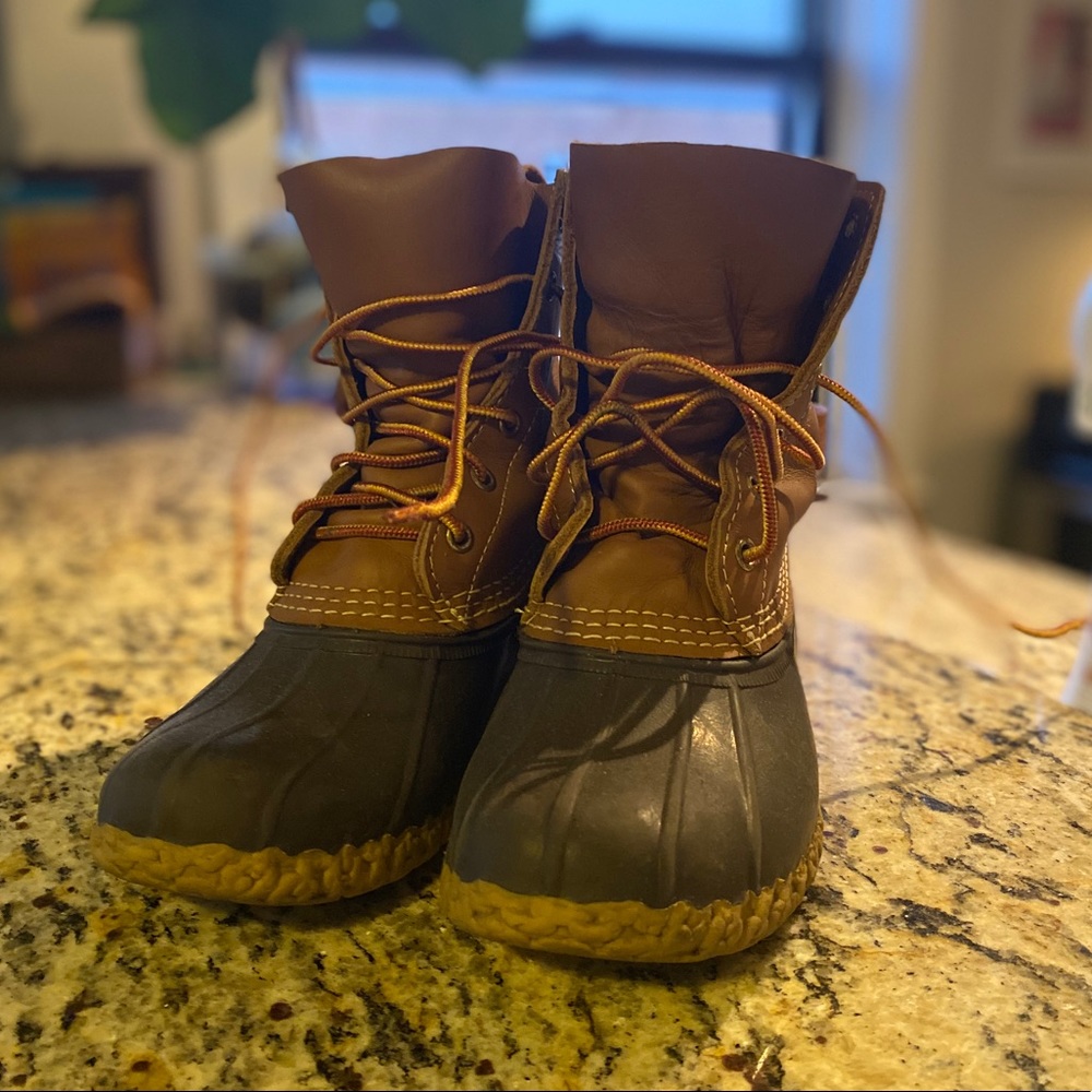 LL Bean 8” Duck Boots 🦆 (Size 6)